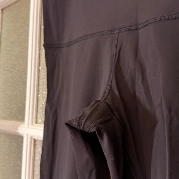 Lululemon Wunder Under 23" LUXTREME legging Size 12 - Picture 2 of 4
